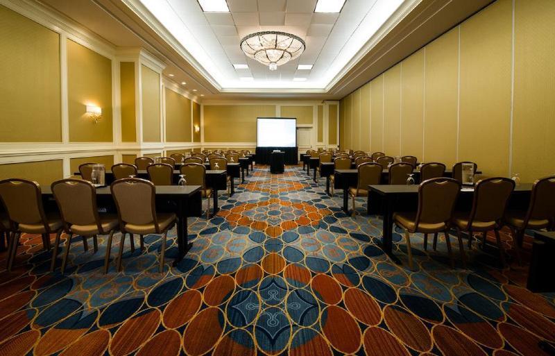 Sheraton Memphis Downtown Hotel Екстер'єр фото