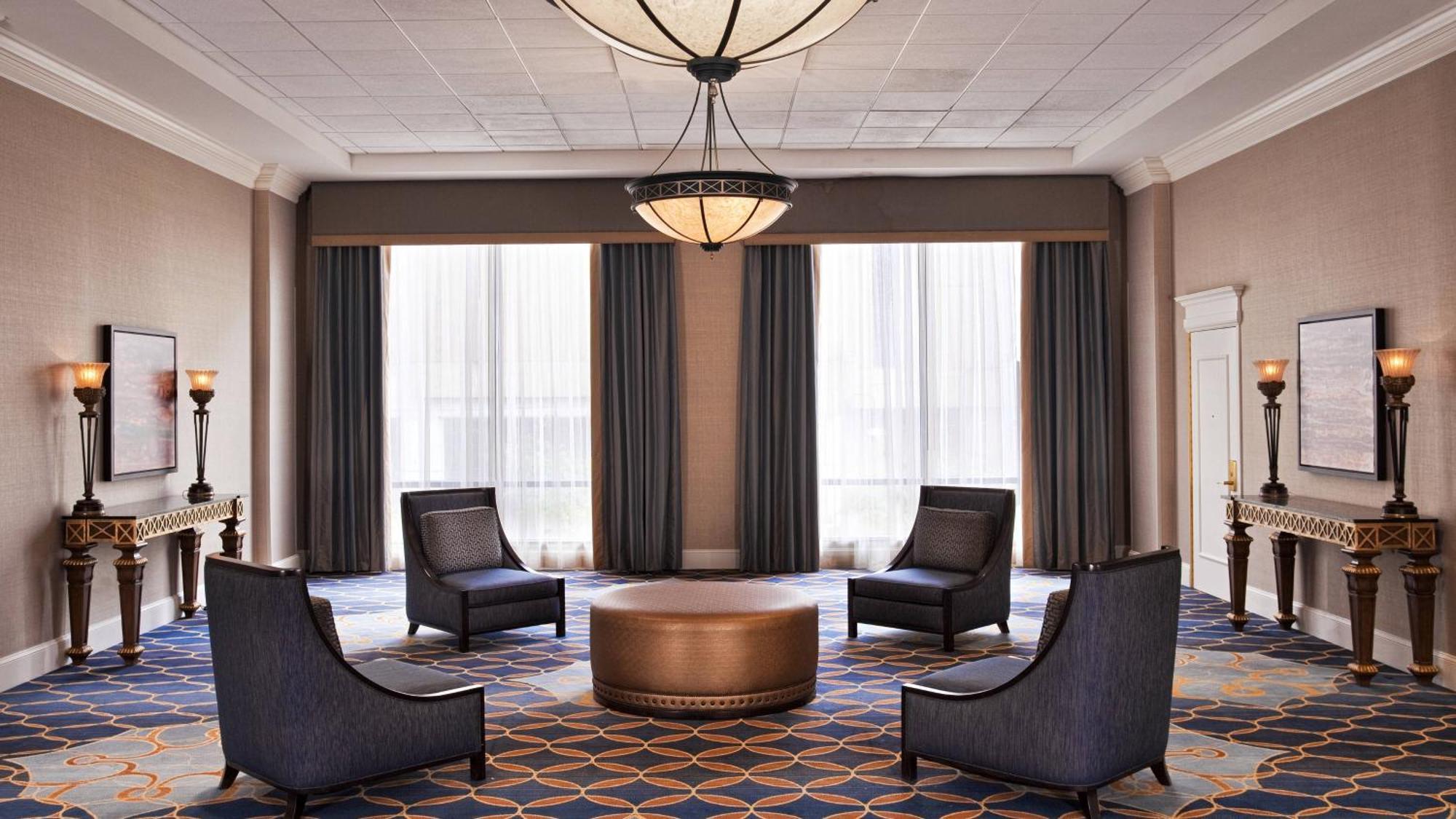 Sheraton Memphis Downtown Hotel Екстер'єр фото