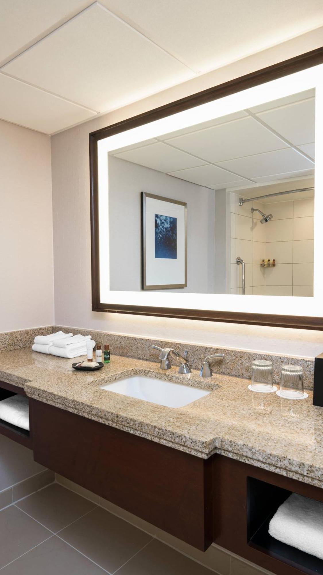 Sheraton Memphis Downtown Hotel Екстер'єр фото