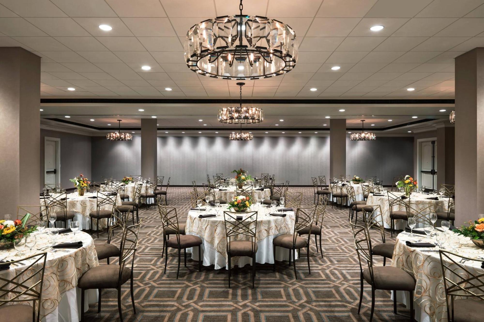 Sheraton Memphis Downtown Hotel Екстер'єр фото